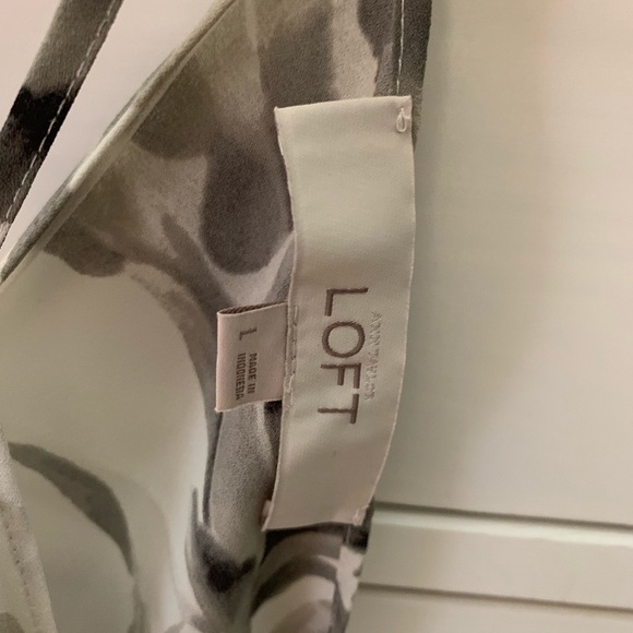 Jcrew sleeveless black and white floral top - Picture 3 of 3